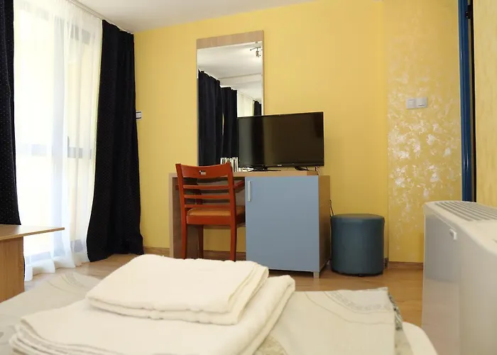 Fenix Family Hotel 3*